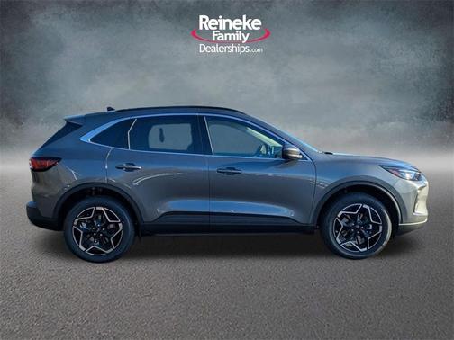 2026 Ford Escape Platinum