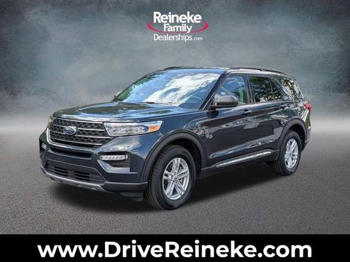 Blue Metallic 2023 Ford Explorer XLT