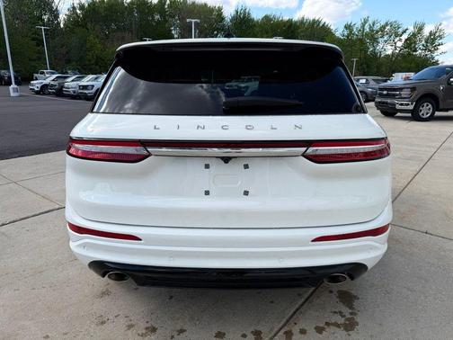 Pristine White 2025 Lincoln Corsair Reserve