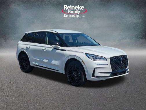 Pristine White 2025 Lincoln Corsair Reserve
