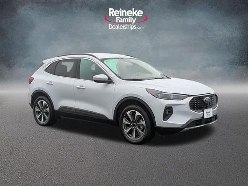 2025 Ford Escape Platinum