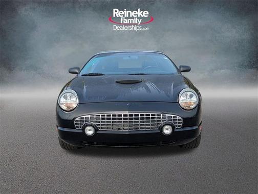 2004 Ford Thunderbird 