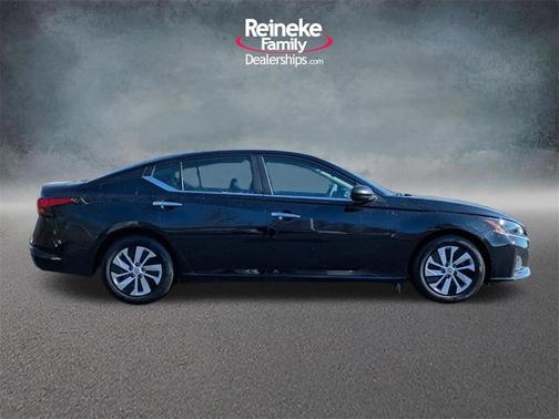 2025 Nissan Altima S