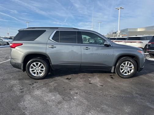 2019 Chevrolet Traverse LT Cloth