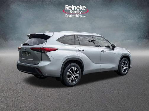 2021 Toyota Highlander Hybrid XLE
