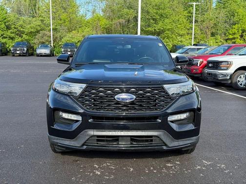 Agate Black Metallic 2022 Ford Explorer ST-Line