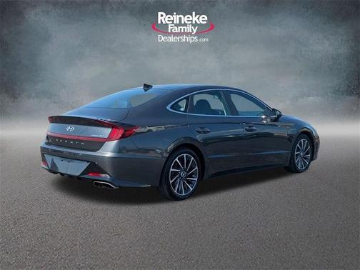 2022 Hyundai SONATA Limited