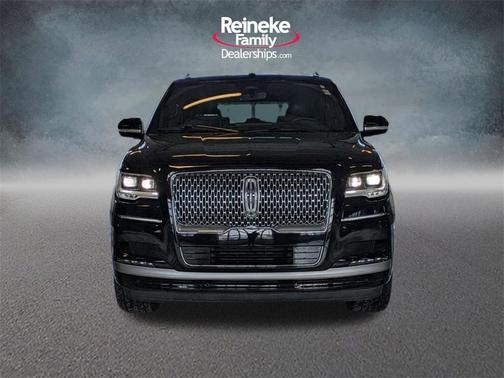 2022 Lincoln Navigator L Reserve