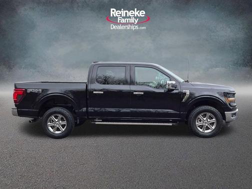 Agate Black Metallic 2025 Ford F-150 XLT