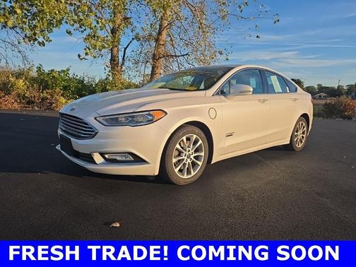 2017 Ford Fusion Energi SE Luxury
