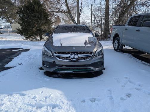 2017 Mercedes-Benz CLA 250 Base 4MATIC