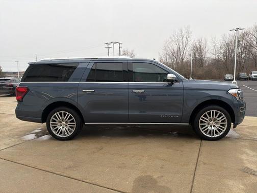 2022 Ford Expedition Max Platinum