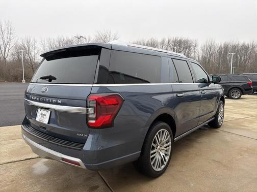 2022 Ford Expedition Max Platinum
