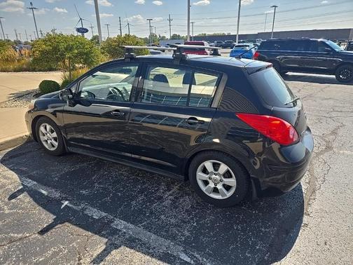 2009 Nissan Versa 1.8 SL