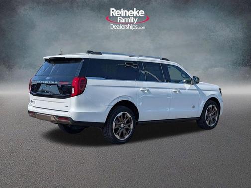 Star White 2026 Ford Expedition Max King Ranch