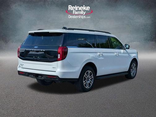 Star White 2025 Ford Expedition Max Active