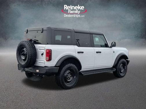 Oxford White 2026 Ford Bronco Big Bend