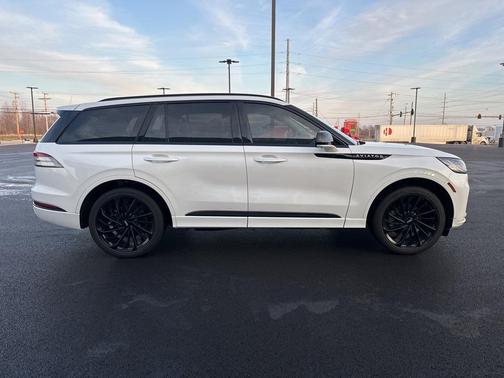 2025 Lincoln Aviator Reserve AWD