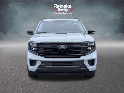 Space Silver 2026 Ford Expedition Max Active