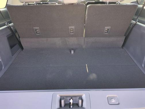 Agate Black Metallic 2026 Ford Expedition Max Active