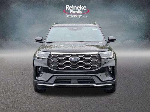 Agate Black Metallic 2026 Ford Explorer Platinum