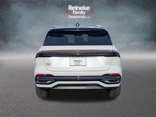 2024 Lincoln Nautilus Reserve