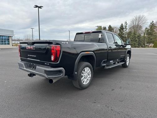 2024 GMC Sierra 2500 SLE