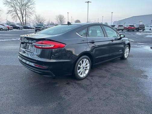2019 Ford Fusion Hybrid SE