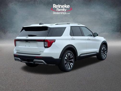 Star White 2026 Ford Explorer Platinum