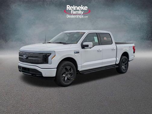 Oxford White 2025 Ford F-150 Lightning LARIAT