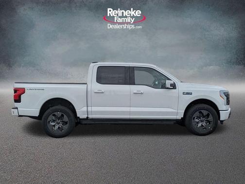 Oxford White 2025 Ford F-150 Lightning LARIAT