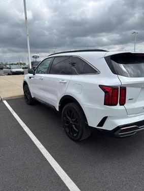 Glacial White Pearl 2021 Kia Sorento SX