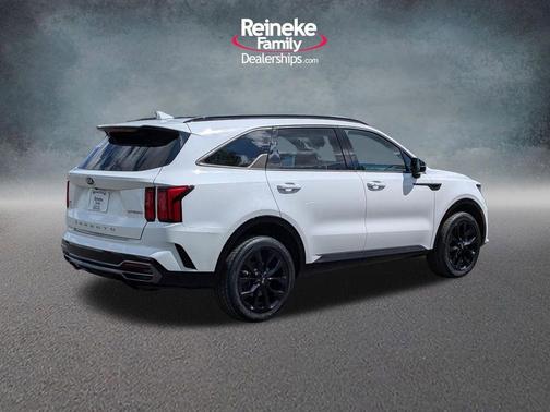 Glacial White Pearl 2021 Kia Sorento SX