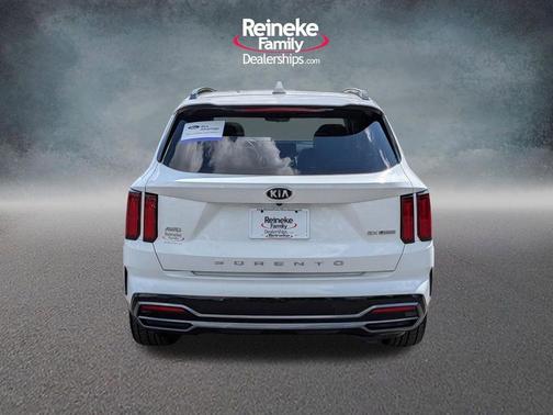 Glacial White Pearl 2021 Kia Sorento SX