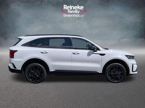 Glacial White Pearl 2021 Kia Sorento SX