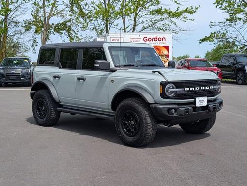 Cactus Green / Gray 2023 Ford Bronco Wildtrak