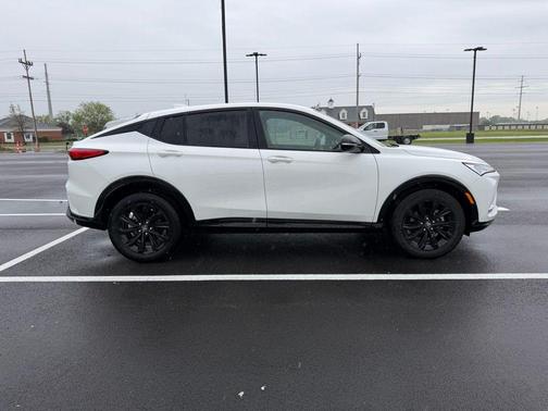 Summit White 2024 Buick Envista Sport Touring