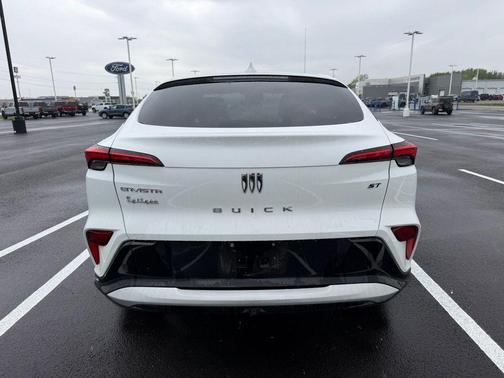 Summit White 2024 Buick Envista Sport Touring