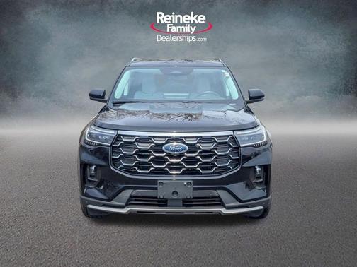 Agate Black Metallic 2025 Ford Explorer Platinum