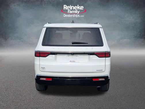 2024 Jeep Wagoneer L Series III