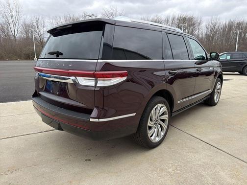 2024 Lincoln Navigator Reserve