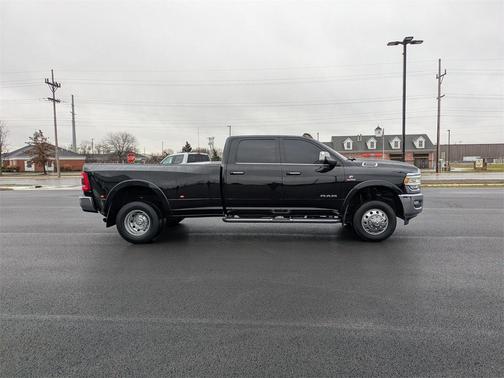 2021 RAM 3500 Laramie