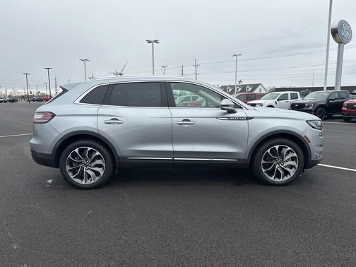 2021 Lincoln Nautilus Reserve