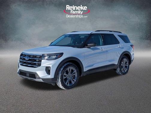 Space White Metallic 2026 Ford Explorer Active