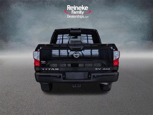 2018 Nissan Titan SV