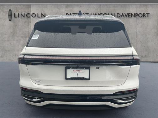 2025 Lincoln Nautilus Reserve