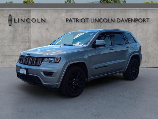 2017 Jeep Grand Cherokee Altitude