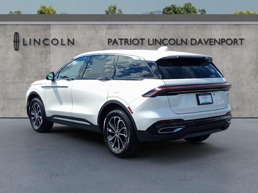 2025 Lincoln Nautilus Premiere