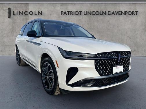 2025 Lincoln Nautilus Reserve