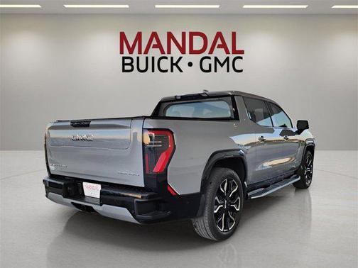 2024 GMC Sierra EV Denali Edition 1